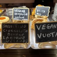 Vegan brioches   at CheBon in Venice