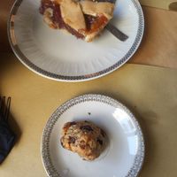 Vegan crostata and almond biscuit at Buò  in Bari