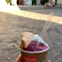 Peach, Raspberry-Grapefruit and Lime-Mint ice cream  at La Casa del Dolce in Salo
