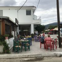Some outdoor seating. More across the road by the harbourside  at Τo Ρaxati in Kefalonia