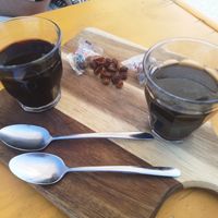 Coffee and some raisins at Chez Tonton in Messanges