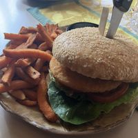 Veganer Burger   at Bergrestaurant Bieleboh in Beiersdorf