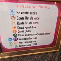 Vegan label at La Xixonenca in L Estartit