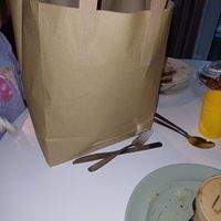 No plastic packaging at Rak Thai in Melrose