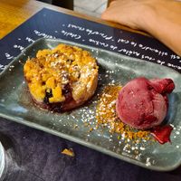 Crumble with sorbet at Le Cachotier in Carcassonne