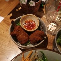 On the run ("chicken" with lemongrass bone) at Udum in Cologne