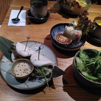 Bin Bao mit Soja-Patty, Wan-Tan-Suppe, Summer rolls at Udum in Cologne