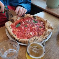 Marinara pizza at Schooners in St Agnes