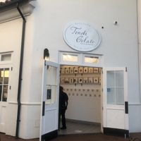 Entrance is on State St  at Tondi Gelato in Santa Barbara