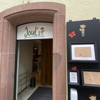 Eingang  at Joul‘s  in Landau