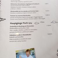 Dishes with green "v" are vegan at Erzgebirgsstuben in Oberwiesenthal