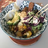 Go vegan bowl with vegetables, hummus and tempeh sticks   at Hotel Blü in Bad Hofgastein