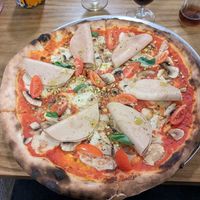 With vegan mortadella at A GoGò Pizzabar in Mallorca