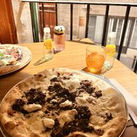 Funghi Pizza with added vegan burrata  at A GoGò Pizzabar in Mallorca