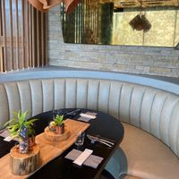 Nice tables  at 800 Degrees in Yokohama