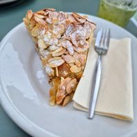 Veganer Apfel-Marzipan-Kuchen at Tiny Soul Cafe & Deli in Kochel Am See