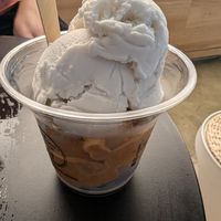 Double cup - Thai tea and coconut at So Coco in Hong Kong Island