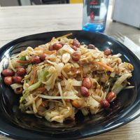 Stir-fry rice noodles w/ tofu gan and veggies #Veganuary at Oh My Noodles! in Valencia