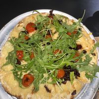 Hummusezko pizza  at La Torre de Pizza in San Sebastian