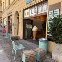 front  at Katchi Ice Cream - Hackescher Markt in Berlin
