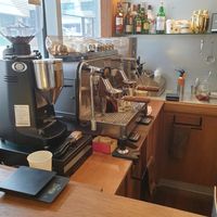 good coffee set up at Perlen - 펠른 in Seoul