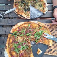 Above: pizza especial. Under: pizza veggie (without cheese) at Aldea Coop in Sintra