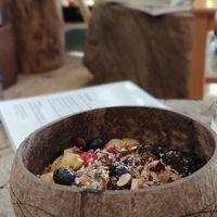 Haferflocken-Bowl at Roots in Aljezur