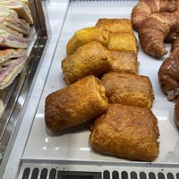 Orange filled vegan croissant at MXP - L' arte Italiana del Panino - T1 in Ferno