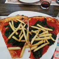 Spinaci e patatine at Sbafo in Stezzano