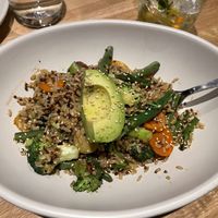 Teriyaki Quinoa Bowl
Broccoli, rainbow carrot, bok choy, green bean, snap pea, mushroom, brown rice, avocado, toasted sesame   at True Food Kitchen in Annapolis