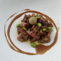 ensalada de tomate antiguo con salsa de verduras  at Sucot in Valdepenas