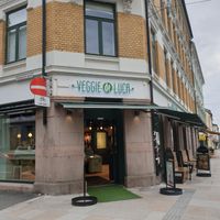 Shop front at Veggie De Luca in Oslo