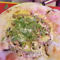 Trufa y setas at Freedom Pizza in Madrid