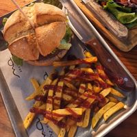 Burger vegana at Aka'ula in Zarautz