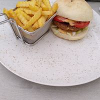 Veganer Burger at Burg Landshut in Bernkastel-kues