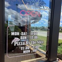 Store hours at Keith's Pizza in Bemidji