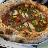 Pizza Margherita in der veganen Version  at Organic Pizza & Food in Milan