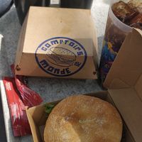 Burger & fries at Futurescope - Comptoirs du Monde in Chasseneuil-du-poitou