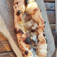 Peinirli with cheese and mushrooms at Ergon Agora in Thessaloniki