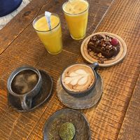 Banana Bread, Matcha Protein Ball, cold pressed juice & coffee ☕️   at Honest Greens - Silva Carvalho in Lisbon