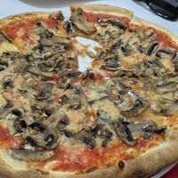 Funghi pizza at Pizzería Pinocchio in Almunecar