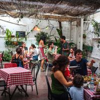 Bello patio interior at El Rabipelao in Barcelona
