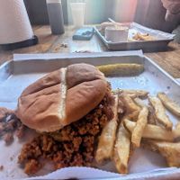 BBQ sloppy joe and fries at Thee Pitts Again in Silverton