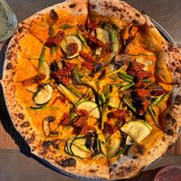 With zucchini, dried tomatoes, mushrooms and green asparagus 👌  at Pizzamania in Bucharest