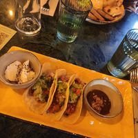Tacos veganos at A Vocados in Platja Daro