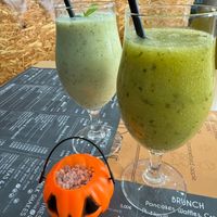Fruit smoothie at Dondué in Sao Miguel