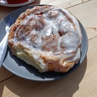 I cannot emphasise enough the size and deliciousness of this cinnamon bun at FRÂN Las in Llanberis