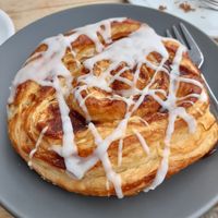 Cinnemon swirl at FRÂN Las in Llanberis