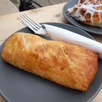 Sausage roll at FRÂN Las in Llanberis