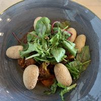 Vegane Malzkartoffeln mit Tomatengemüse   at Max & Moritz in Kressbronn